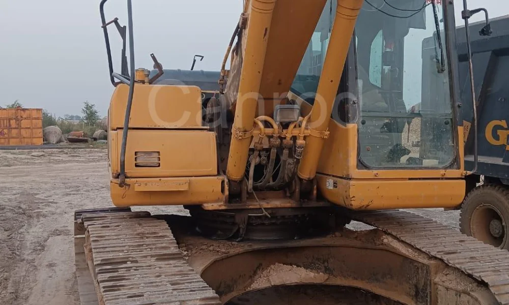 Komatsu PC210 LC Excavator